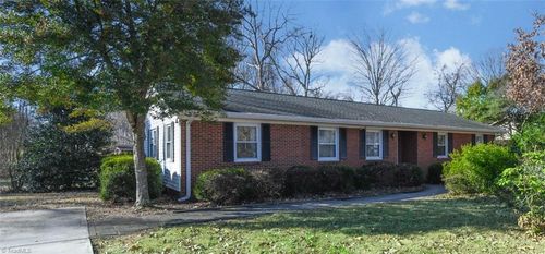 3008 Harnett Dr, Greensboro, NC, 27407-6102 | Card Image