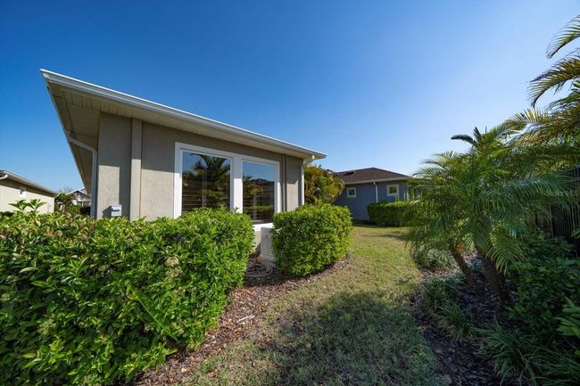 13917 Kingfisher Glen Dr, House other with 2 bedrooms, 3 bathrooms and null parking in LITHIA FL | Image 38