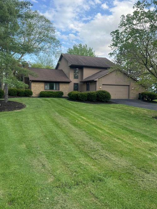 10825 Sierra Woods Cir, Plain City, OH, 43064-9422 | Card Image