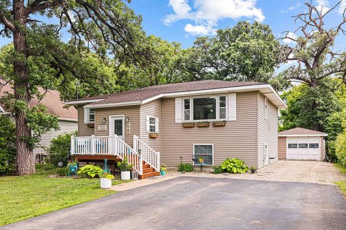 301 Wall Ave, Horace, ND, 58047-4322 | Card Image