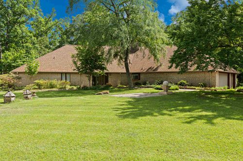 1626 Meadows Ln, Longview, TX, 75603-4020 | Card Image