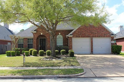 3326 Appleton Dr, Pearland, TX, 77584-9458 | Card Image
