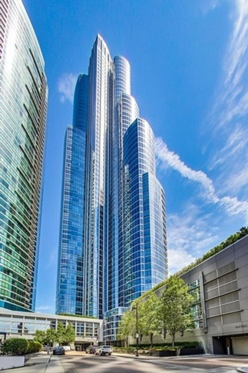 apt-5400-1211 S Prairie Ave, Chicago, IL, 60605-3663 | Card Image