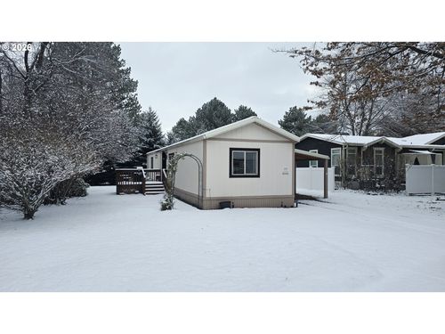 77-1809 26th St, La Grande, OR, 97850-9491 | Card Image