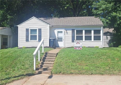 4504 N Campbell St, Kansas City, MO, 64116-1834 | Card Image