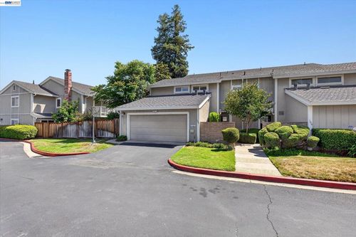 108 Summerwood Pl, Concord, CA, 94518-2718 | Card Image
