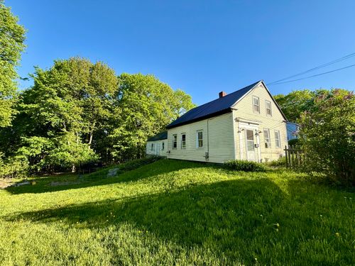 11 Orchard Street, Dexter, ME, 04930 | Card Image