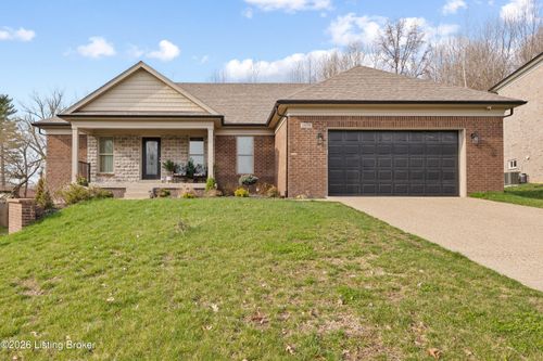 3402 Westhill Cir, Louisville, KY, 40214-3182 | Card Image