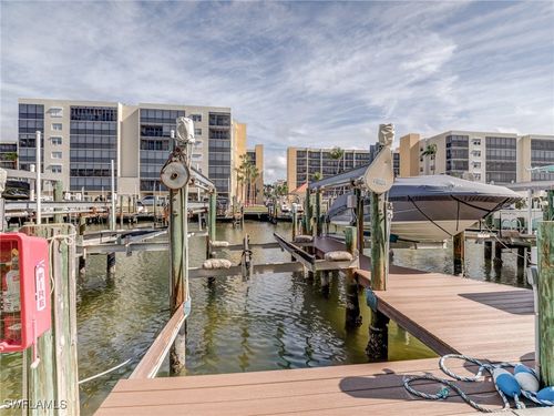 apt-326-4521 Bay Beach Ln, FORT MYERS BEACH, FL, 33931-4962 | Card Image