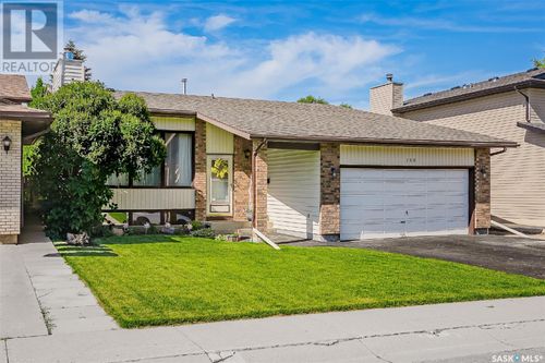 150 Badger St, Saskatoon, SK, S7N2X4 | Card Image