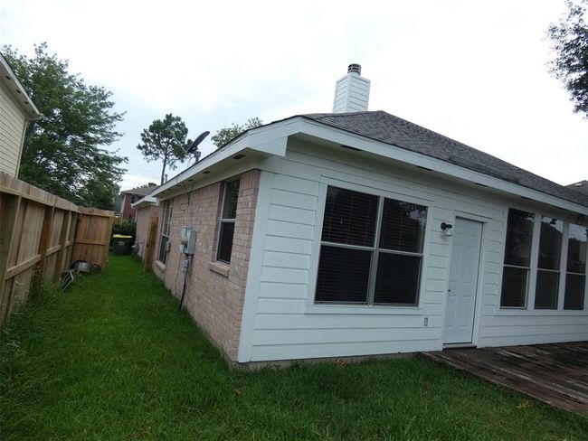 3015 Davey Oaks Dr, House other with 4 bedrooms, 2 bathrooms and 2 parking in Pearland TX | Image 26