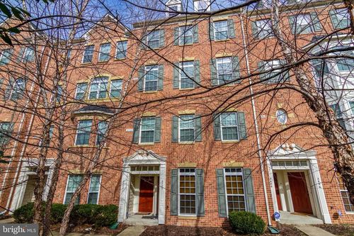 221-2702 Sheffield Hill Way, WOODBRIDGE, VA, 22191-4073 | Card Image