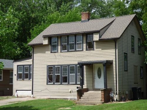 1368 Prairie Ave, Beloit, WI, 53511-3851 | Card Image