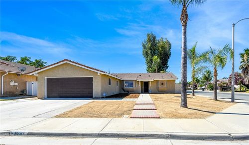 624 Kesha Ct, San Jacinto, CA, 92583 | Card Image