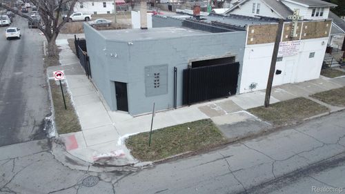 1840 Lawndale St, Detroit, MI, 48209-3408 | Card Image