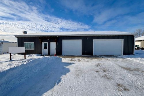 1821 26th St S, Moorhead, MN, 56560-3817 | Card Image