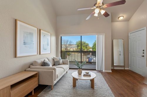 apt-17-601 Nelray Blvd, Austin, TX, 78751-1028 | Card Image