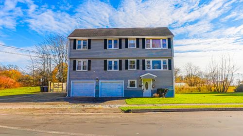 90 Blohm St, West Haven, CT, 06516-5425 | Card Image