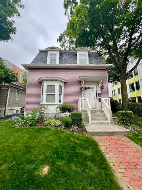 1-44 Ivaloo St, Somerville, MA, 02143-3631 | Card Image