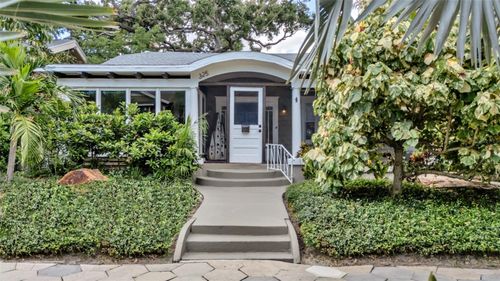 325 16th Ave Ne, St Petersburg, FL, 33704-4712 | Card Image