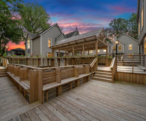 651 N 5th Ave, Ann Arbor, MI, 48104-1020 | Card Image