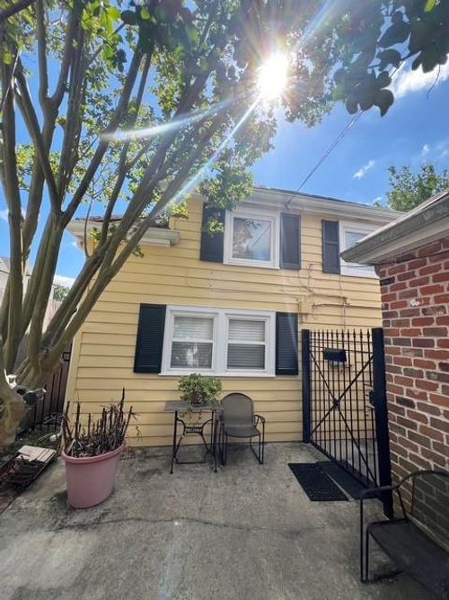 209 1/2 Iona St, Metairie, LA, 70005-4137 | Card Image