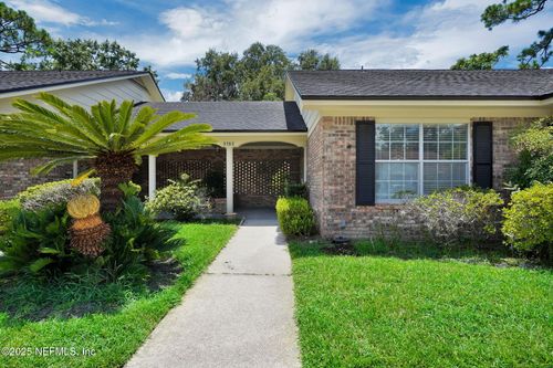 3702-9252 San Jose Blvd, JACKSONVILLE, FL, 32257-9225 | Card Image