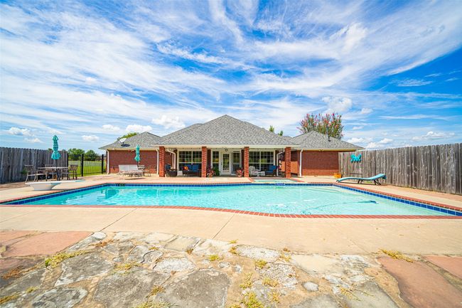 1022 High Meadow Dr, House other with 5 bedrooms, 3 bathrooms and null parking in Mount Vernon TX | Image 26