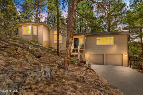 2705 Bucky Oneill, Flagstaff, AZ, 86005-4316 | Card Image
