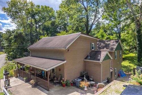 645 Pearl Street Ext, Marietta, OH, 45750-2705 | Card Image