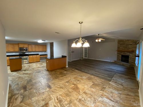 1810 Twin Pine Blvd, Gulf Breeze, FL, 32563-7067 | Card Image
