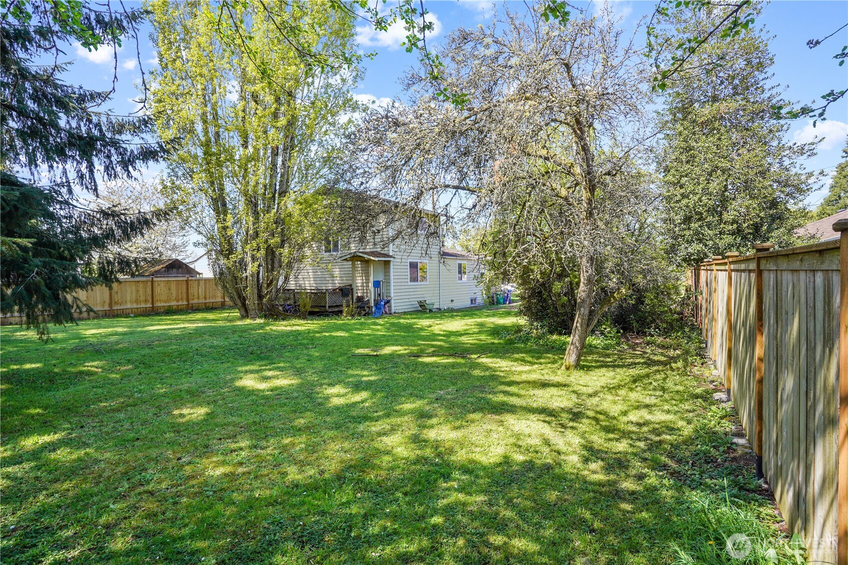 Land in Seattle 3