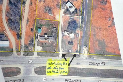 13847 Us Highway 87 S, Adkins, TX, 78101-9628 | Card Image