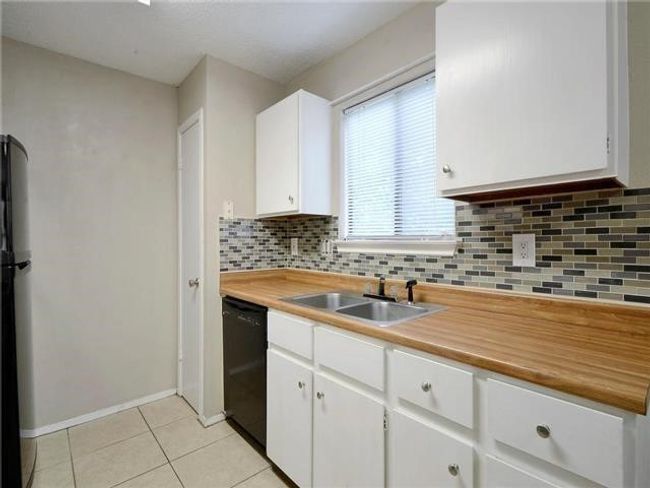 13007 Rampart St, House other with 3 bedrooms, 2 bathrooms and 2 parking in Austin TX | Image 6