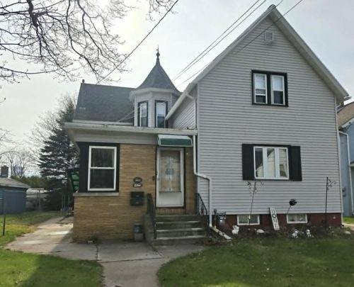 1420 Hawthorne Ave, Two Rivers, WI, 54241-2857 | Card Image