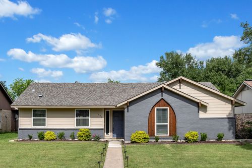 656 Red River Dr, Lewisville, TX, 75077-2719 | Card Image