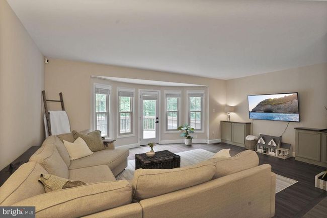 6705 Sunset Woods Ct, Townhouse with 3 bedrooms, 3 bathrooms and null parking in BURKE VA | Image 11