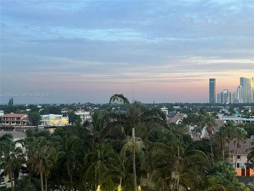 702-21050 Point Pl, Aventura, FL, 33180 | Card Image