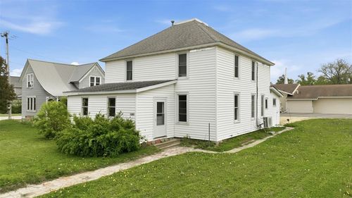 1-2-36180 Main St, Whitehall, WI, 54773-8609 | Card Image