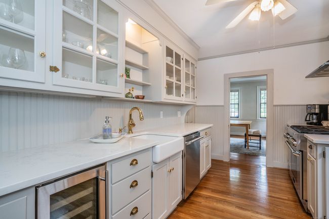 132 Broad St, House other with 3 bedrooms, 2 bathrooms and null parking in Wethersfield CT | Image 11
