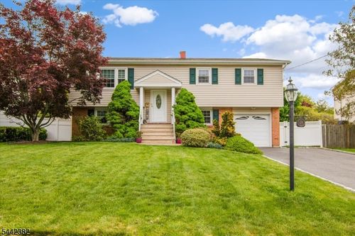 18 Henry St, Rockaway, NJ, 07866-1712 | Card Image