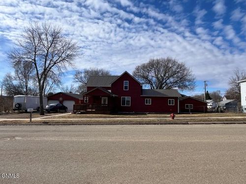 615 4th Avenue E, Mobridge, SD, 57601 | Card Image