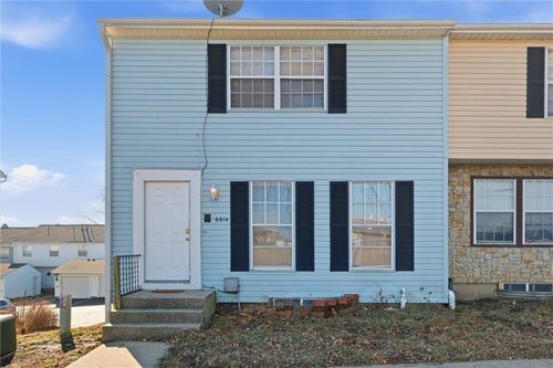 6614 E 128th St, Grandview, MO, 64030-1986 | Card Image