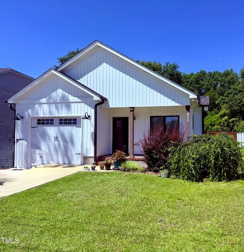 451 N Lincoln Street, Benson, NC, 27504 | Card Image