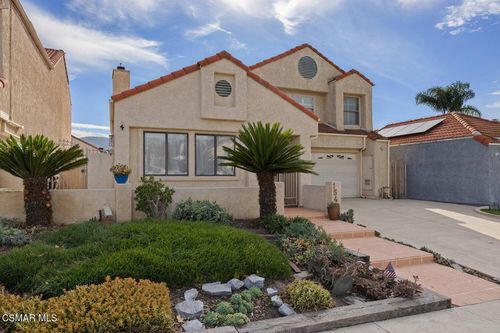 15494 Kernvale Ave, Moorpark, CA, 93021-1620 | Card Image