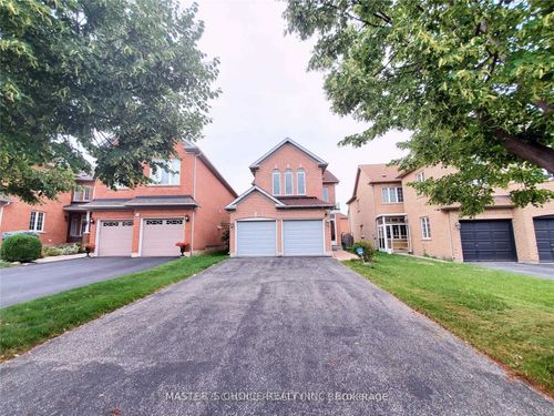 24 Golden Oak Ave, Richmond Hill, ON, L4S1Y6 | Card Image