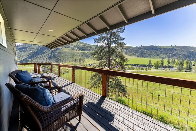 2081 State Route 153, House other with 4 bedrooms, 3 bathrooms and 4 parking in Carlton WA | Image 28