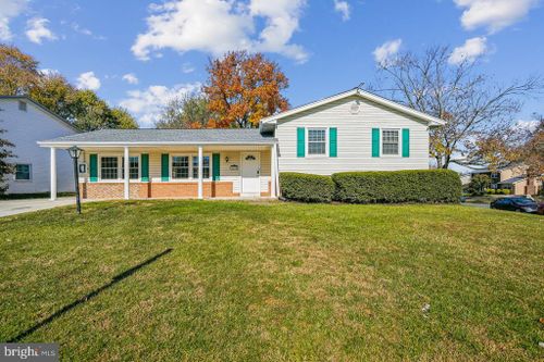 1105 E Holly Avenue, STERLING, VA, 20164 | Card Image