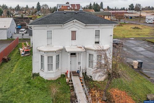 760 S 2nd St, Lebanon, OR, 97355-3244 | Card Image