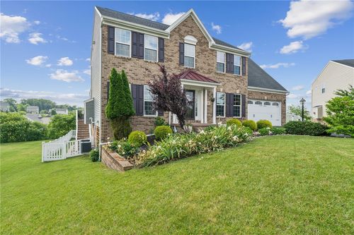 107 Vista Ct, Oakdale, PA, 15071-3717 | Card Image